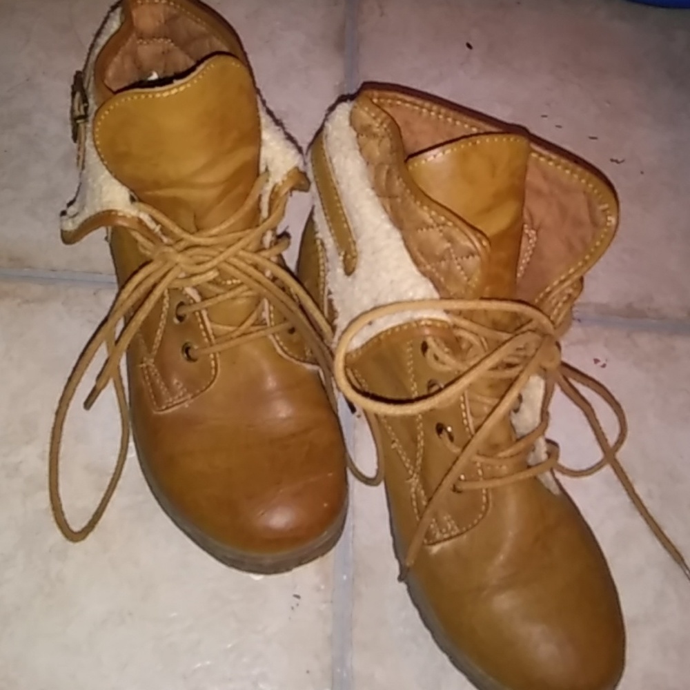 Rock&candy boots size 8